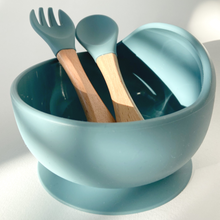Load image into Gallery viewer, Teal suction feeding bowl
